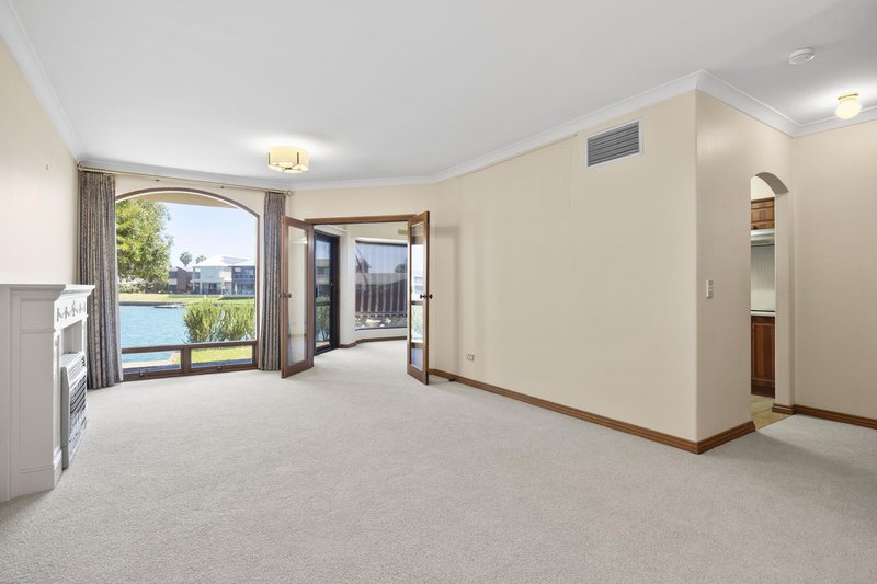 Photo - 6/74 Martin Court, West Lakes SA 5021 - Image 6