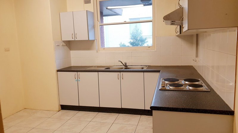 Photo - 6/75 Noble Street, Allawah NSW 2218 - Image 2
