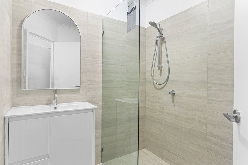 Photo - 6/75 Riding Road, Hawthorne QLD 4171 - Image 6
