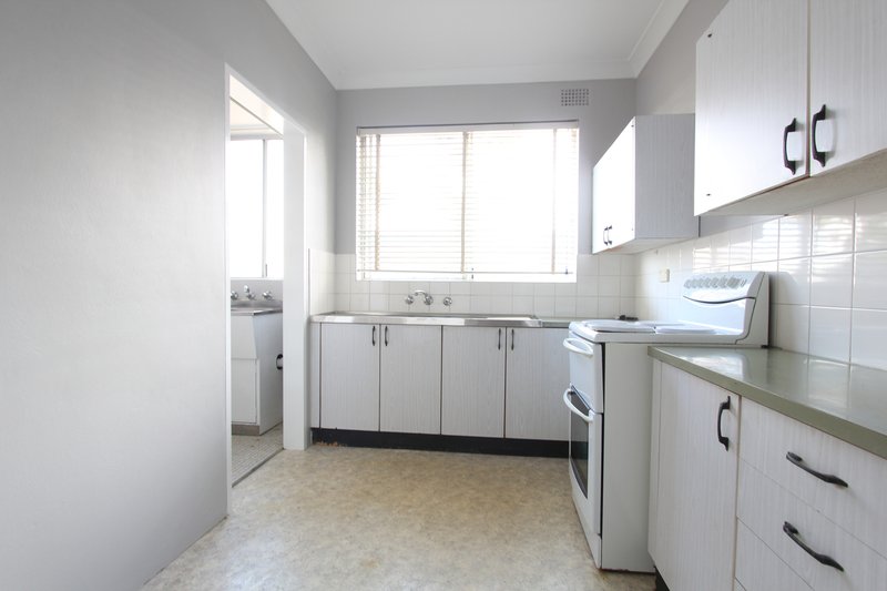 Photo - 6/76-84 Bigge Street, Liverpool NSW 2170 - Image 2