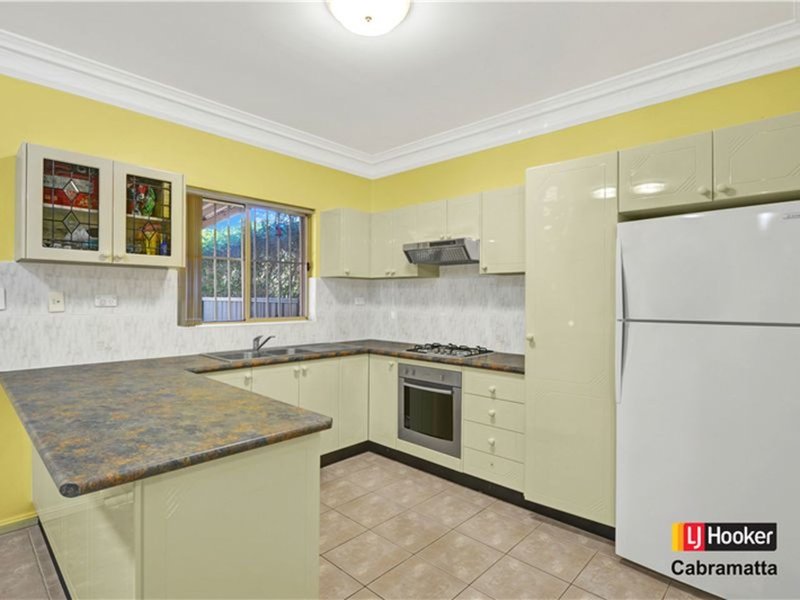 Photo - 6/76 Milner Road, Guildford NSW 2161 - Image 2