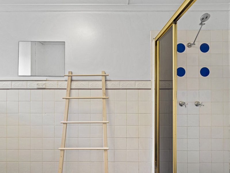 Photo - 6/76 Sackville Street, Greenslopes QLD 4120 - Image 6