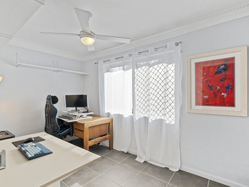 Photo - 6/76 Sackville Street, Greenslopes QLD 4120 - Image 8