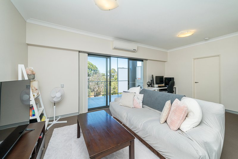 Photo - 67/6 Walsh Loop, Joondalup WA 6027 - Image 4