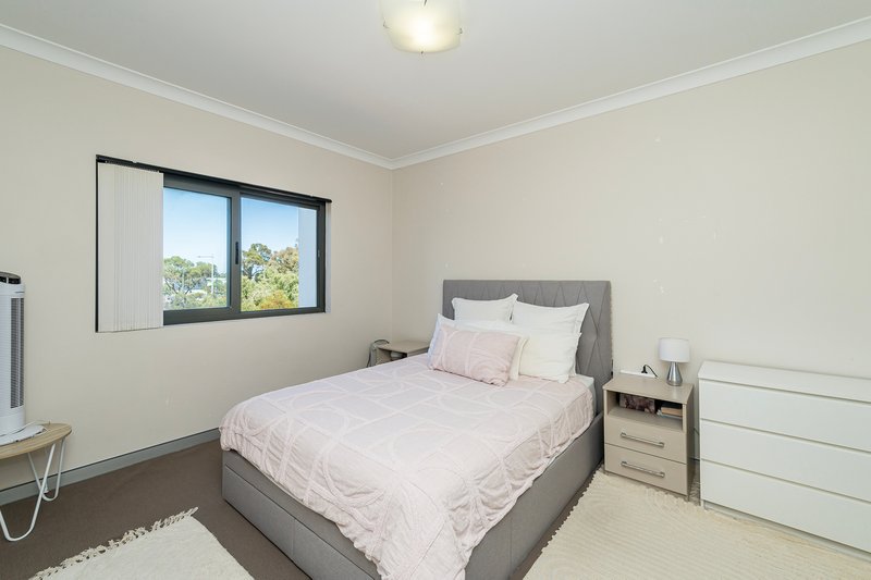 Photo - 67/6 Walsh Loop, Joondalup WA 6027 - Image 6