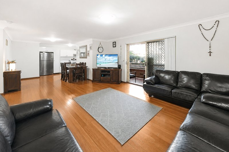 Photo - 6/78-80 Brancourt Avenue, Yagoona NSW 2199 - Image 1