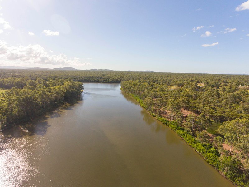 Photo - 678 Coast Road, Baffle Creek QLD 4674 - Image 4