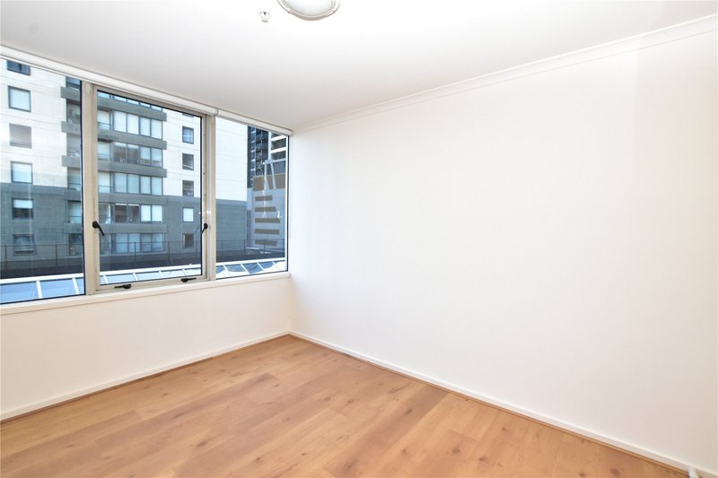 Photo - 67/88 Southbank Boulevard, Southbank VIC 3006 - Image 7