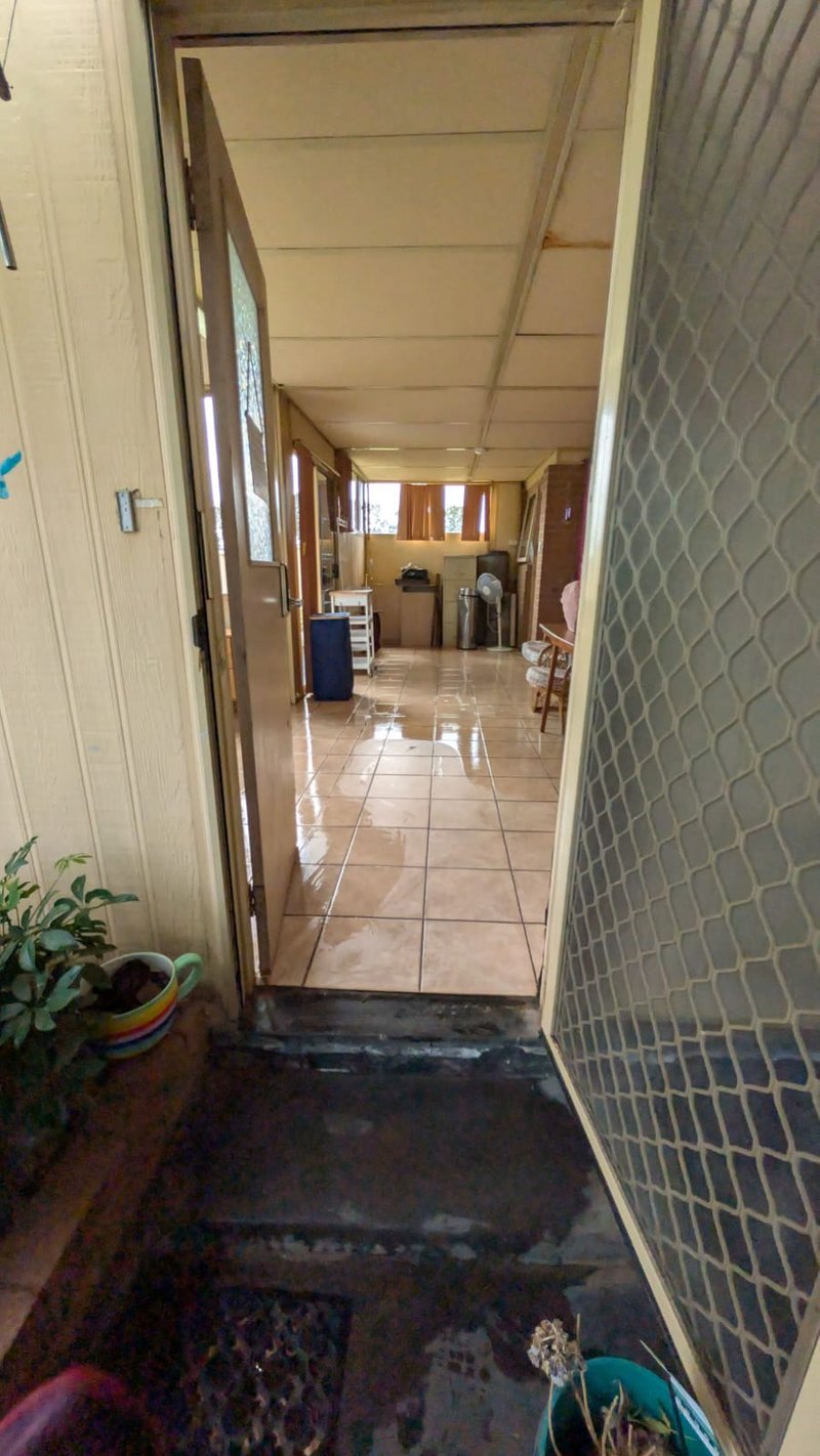 Photo - 679 Great Northern Highway, Herne Hill WA 6056 - Image 7