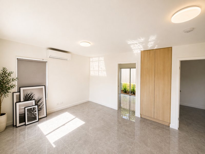 Photo - 67A Alamein Avenue, Carlingford NSW 2118 - Image 3