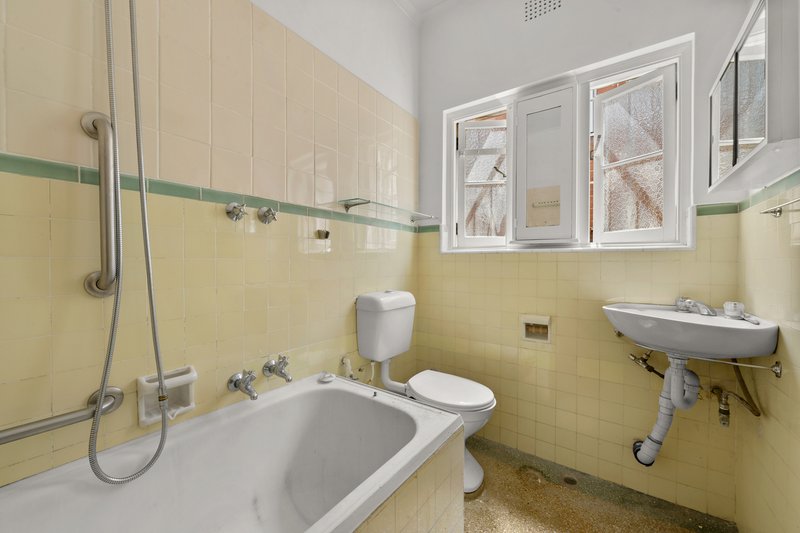 Photo - 6/7a Edward Street, Bondi NSW 2026 - Image 5