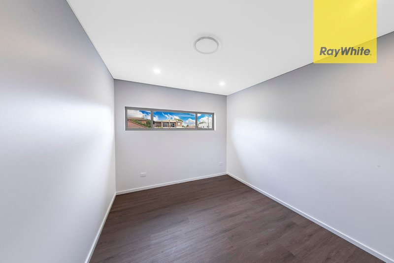Photo - 67a Pearson Street, South Wentworthville NSW 2145 - Image 10