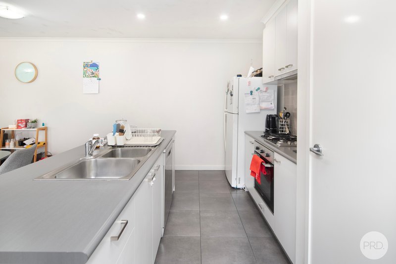 Photo - 67C Dyson Drive, Alfredton VIC 3350 - Image 2