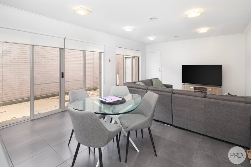 Photo - 67C Dyson Drive, Alfredton VIC 3350 - Image 4