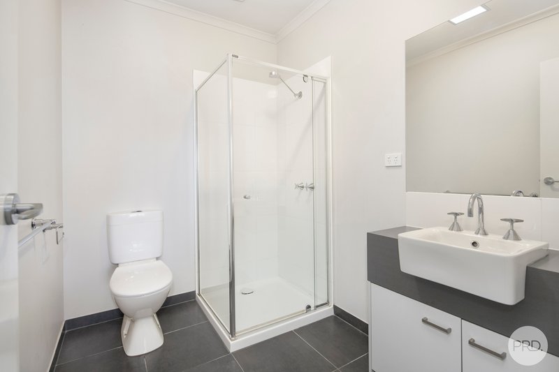 Photo - 67C Dyson Drive, Alfredton VIC 3350 - Image 6