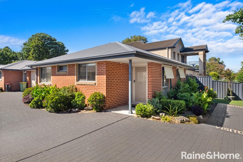 Photo - 6/8-10 Gibson Street, Richmond NSW 2753 - Image 1