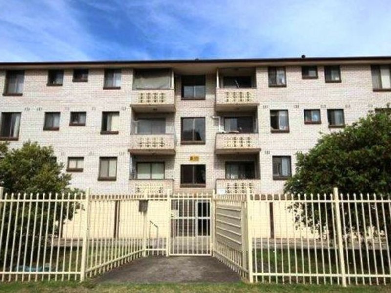 6/8-10 Goulburn Street, Warwick Farm NSW 2170