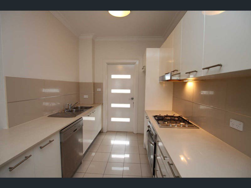 Photo - 6/8-10 Lydbrook St , Westmead NSW 2145 - Image 2