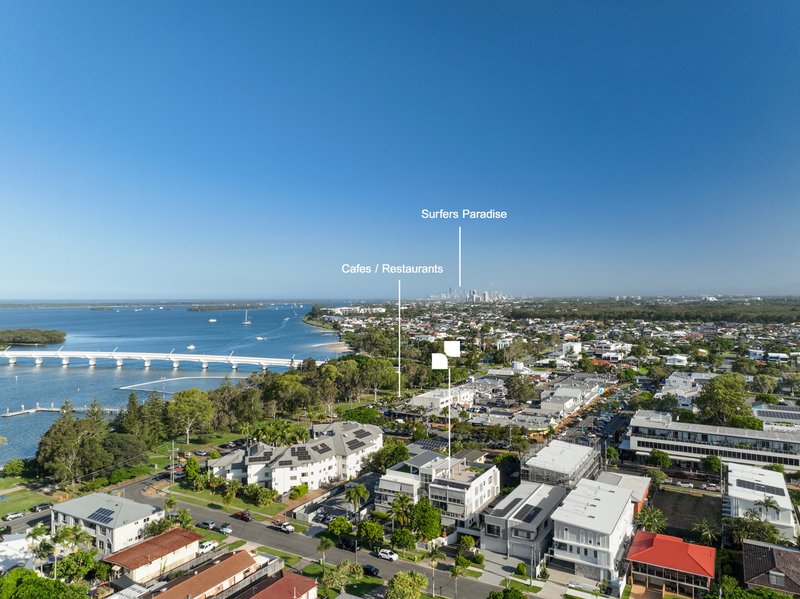 Photo - 6/8-10 Victor Avenue, Paradise Point QLD 4216 - Image 2