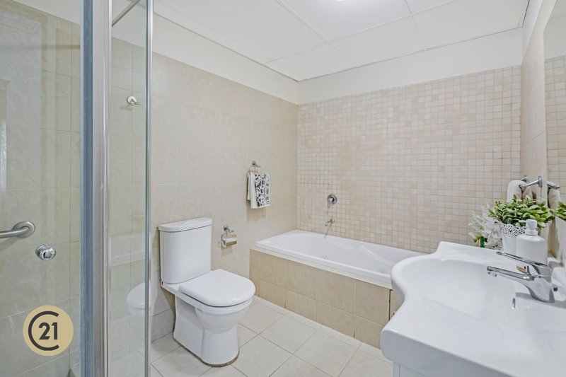 Photo - 6/8-14 Mercer Street, Castle Hill NSW 2154 - Image 11