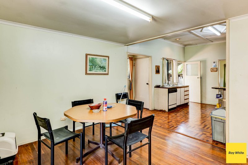 Photo - 68-70 Ipswich Street, Esk QLD 4312 - Image 7