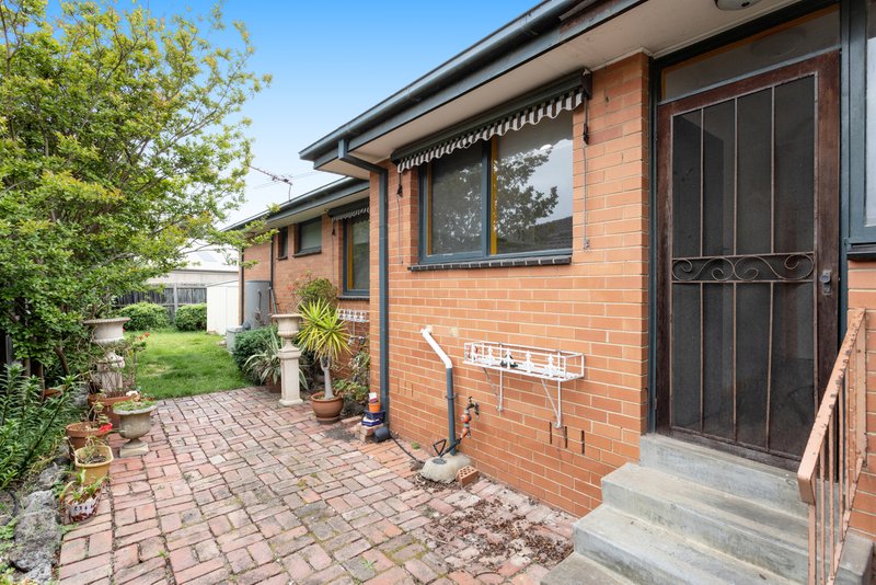 Photo - 6/8 Amiens Street, Hampton VIC 3188 - Image 6