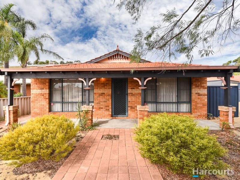 68 Aylesford Drive, Marangaroo WA 6064