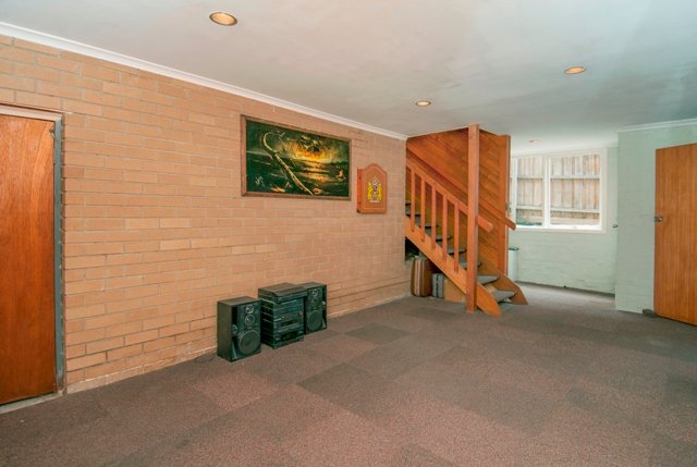 Photo - 68 Ayr Street, Reservoir VIC 3073 - Image 9