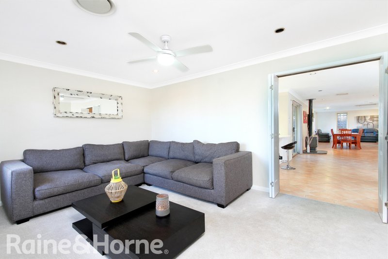 Photo - 68 Barnier Drive, Quakers Hill NSW 2763 - Image 6