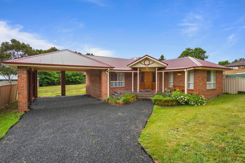 Photo - 68 Baynton Street, Kyneton VIC 3444 - Image 2