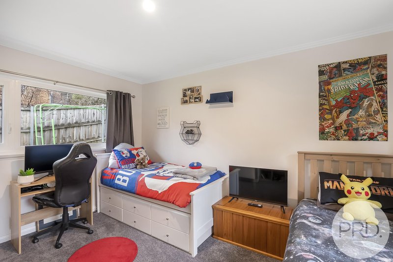 Photo - 68 Begonia Street, Lindisfarne TAS 7015 - Image 10