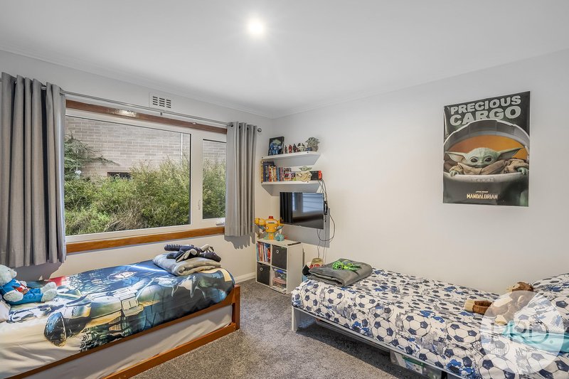 Photo - 68 Begonia Street, Lindisfarne TAS 7015 - Image 12