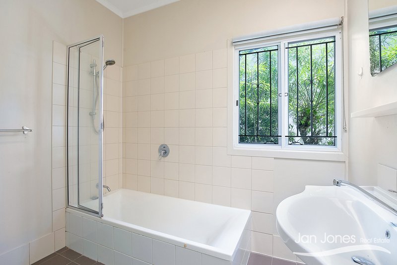 Photo - 68 Bell Street, Clontarf QLD 4019 - Image 11