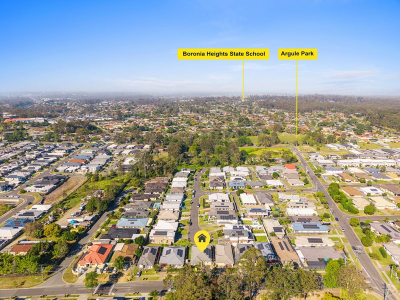 Photo - 68 Blackwell Street, Hillcrest QLD 4118 - Image 26
