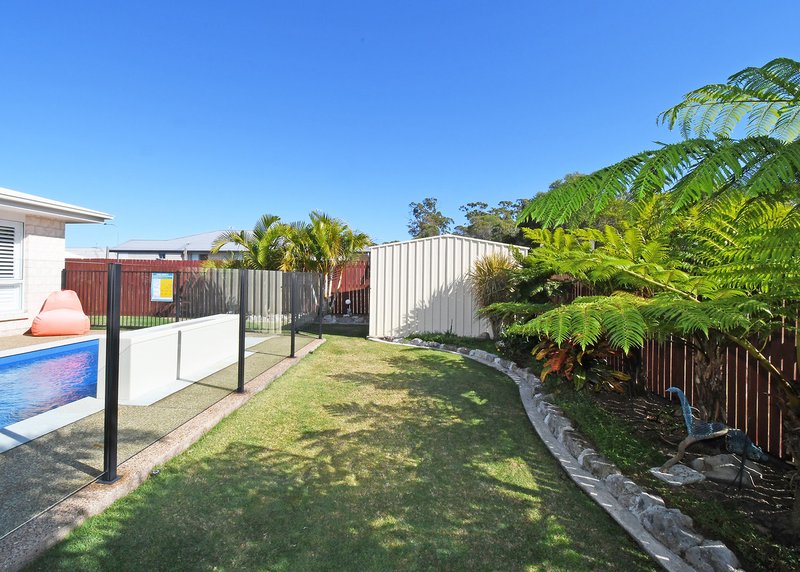 Photo - 68 Bradman Way, Urangan QLD 4655 - Image 22