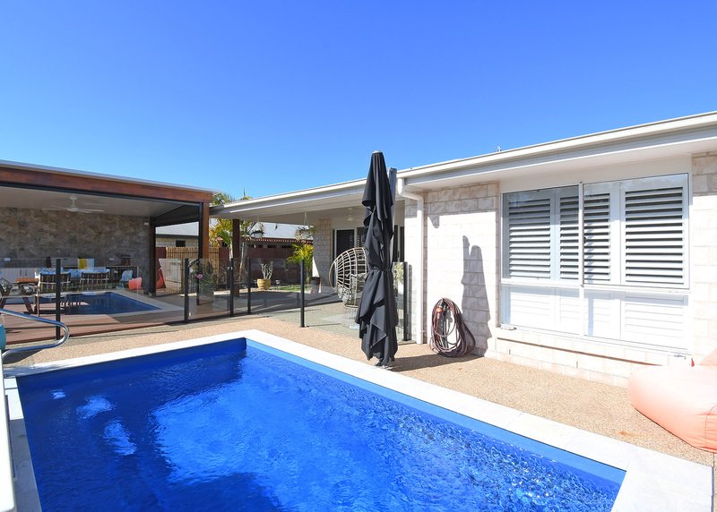 Photo - 68 Bradman Way, Urangan QLD 4655 - Image 23