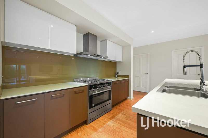 Photo - 68 Brocker Street, Clyde North VIC 3978 - Image 6