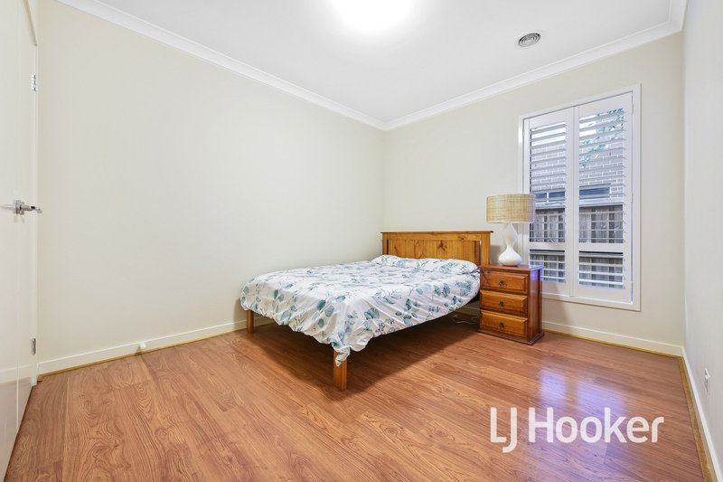 Photo - 68 Brocker Street, Clyde North VIC 3978 - Image 11