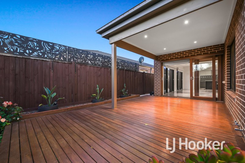 Photo - 68 Brocker Street, Clyde North VIC 3978 - Image 15