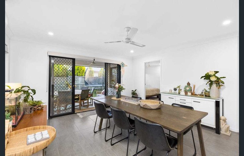 Photo - 68 Brockman Drive, Upper Kedron QLD 4055 - Image 8