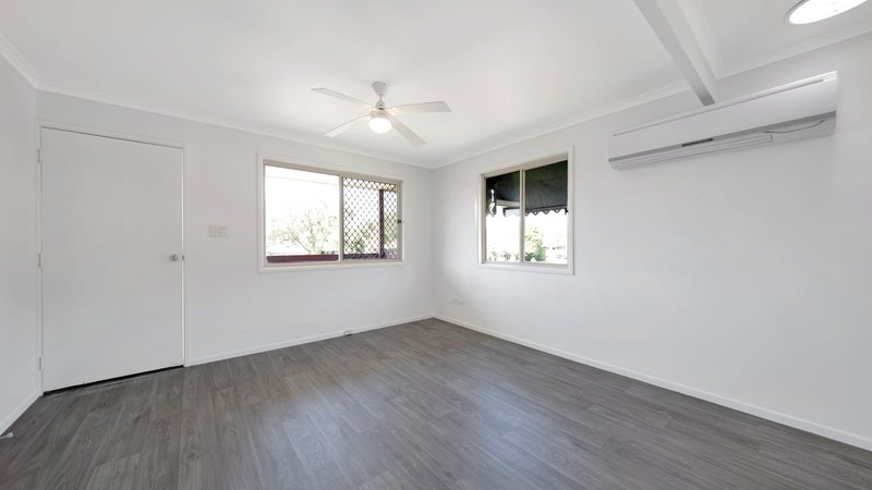 Photo - 68 Bronzewing Crescent, Deception Bay QLD 4508 - Image 2