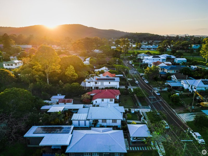 Photo - 68 Browns Dip Road, Enoggera QLD 4051 - Image 26