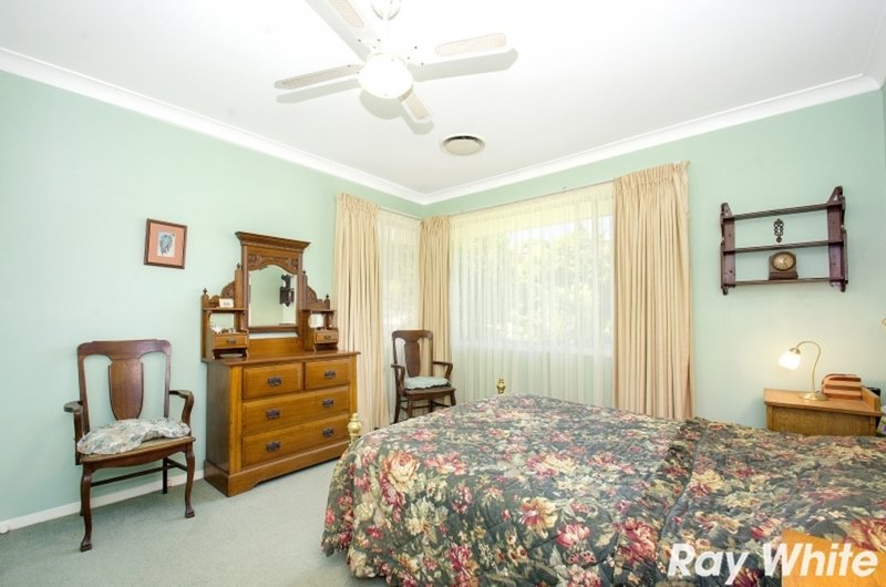 Photo - 68 Brucedale Drive, Baulkham Hills NSW 2153 - Image 5