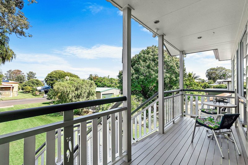 Photo - 68 Burrum Street, Burrum Heads QLD 4659 - Image 5