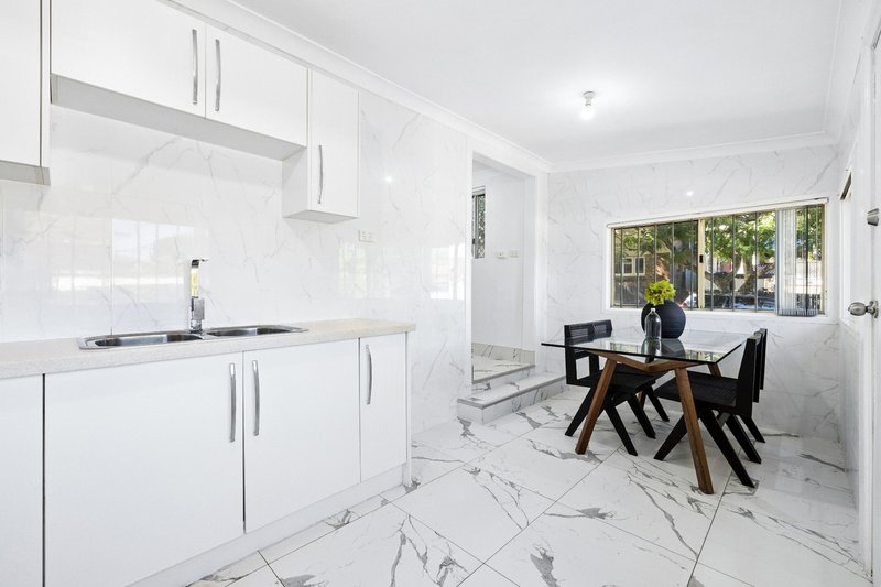 Photo - 68 Calvert Street, Marrickville NSW 2204 - Image 4