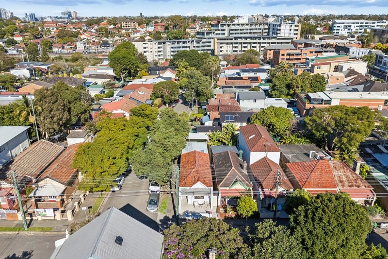 Photo - 68 Calvert Street, Marrickville NSW 2204 - Image 16