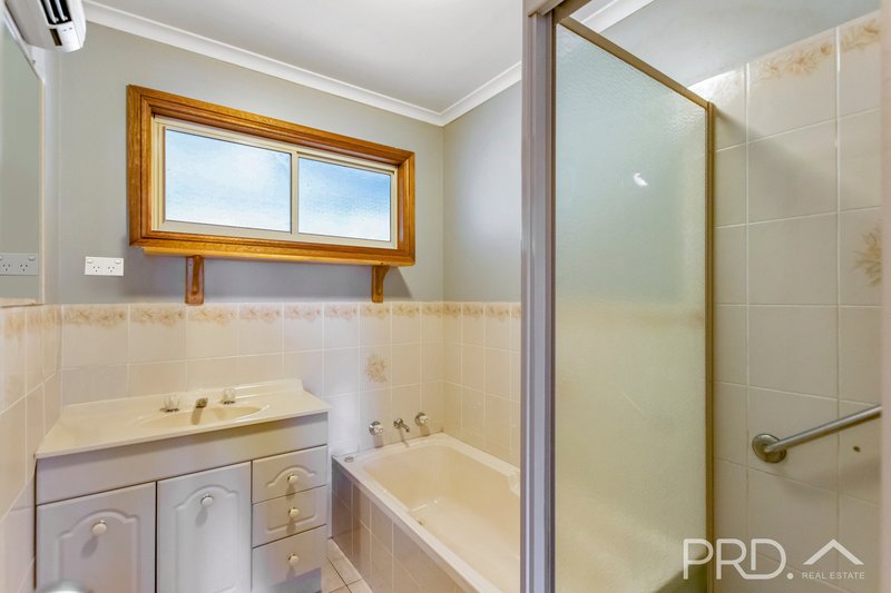 Photo - 68 Camp Street, Adelong NSW 2729 - Image 7