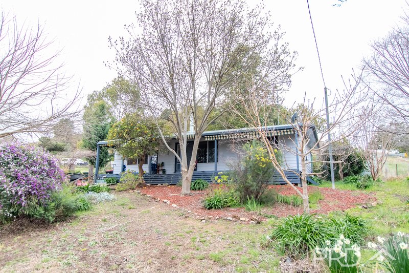 Photo - 68 Camp Street, Adelong NSW 2729 - Image 9