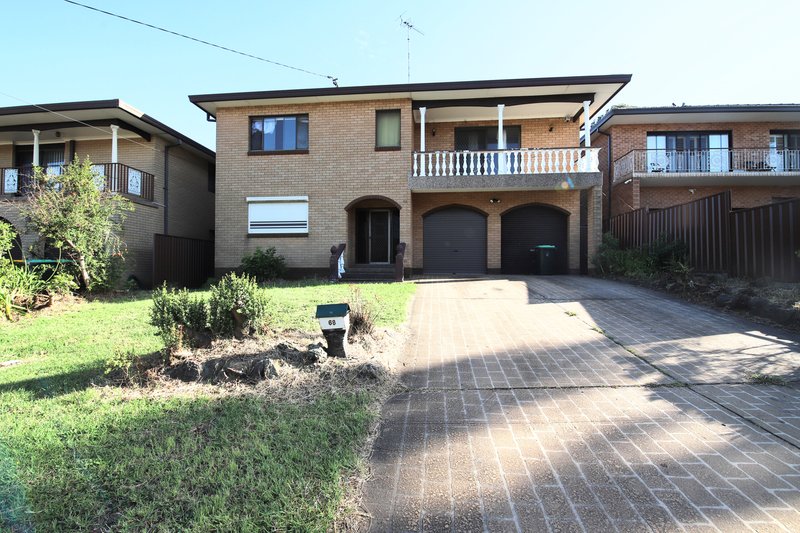 68 Carnavon Crescent, Georges Hall NSW 2198