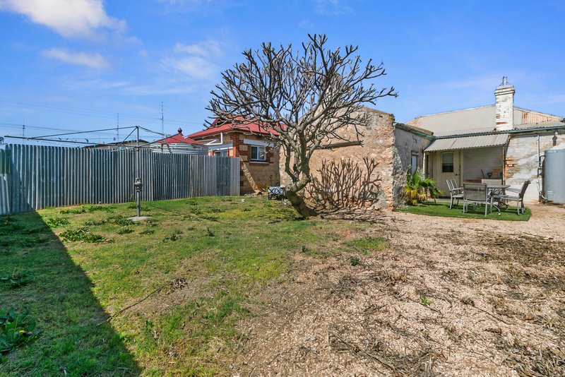 Photo - 68 Caroline Street, Moonta SA 5558 - Image 16